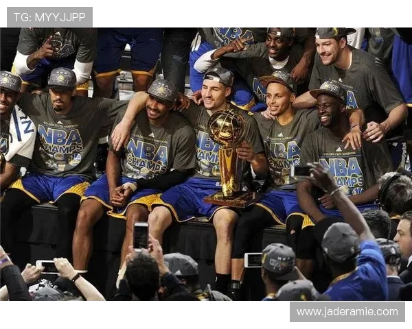 以斯蒂芬·库里为核心构建的勇士王朝如何改变篮球历史的进程