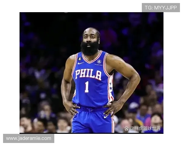 太阳迎战76人聚焦关键对决 詹姆斯哈登与布克火力对抗